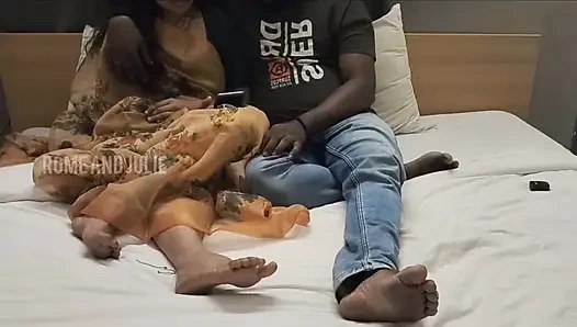 Aku dan gadis indiaku yang pemalu untuk pertama kalinya