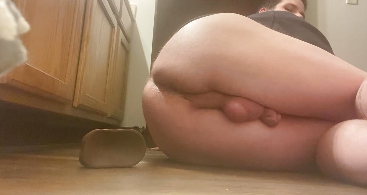 Femboy balon götlü büyük zenci