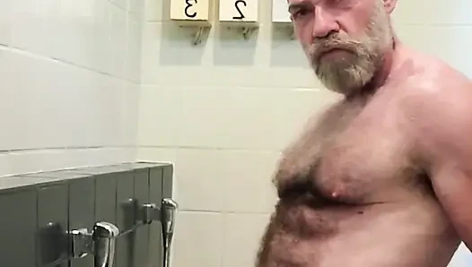 Truckstop'ta kıllı üvey babasıyla tanışın