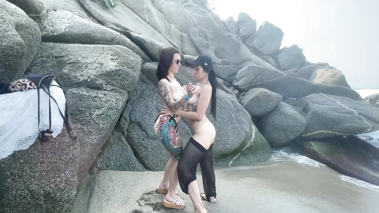 I Was Caught Having Completely Naked Sex on the Beach - Threesome on the Beach