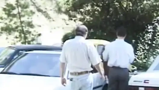 Ehemann teilt seine heiße ehefrau