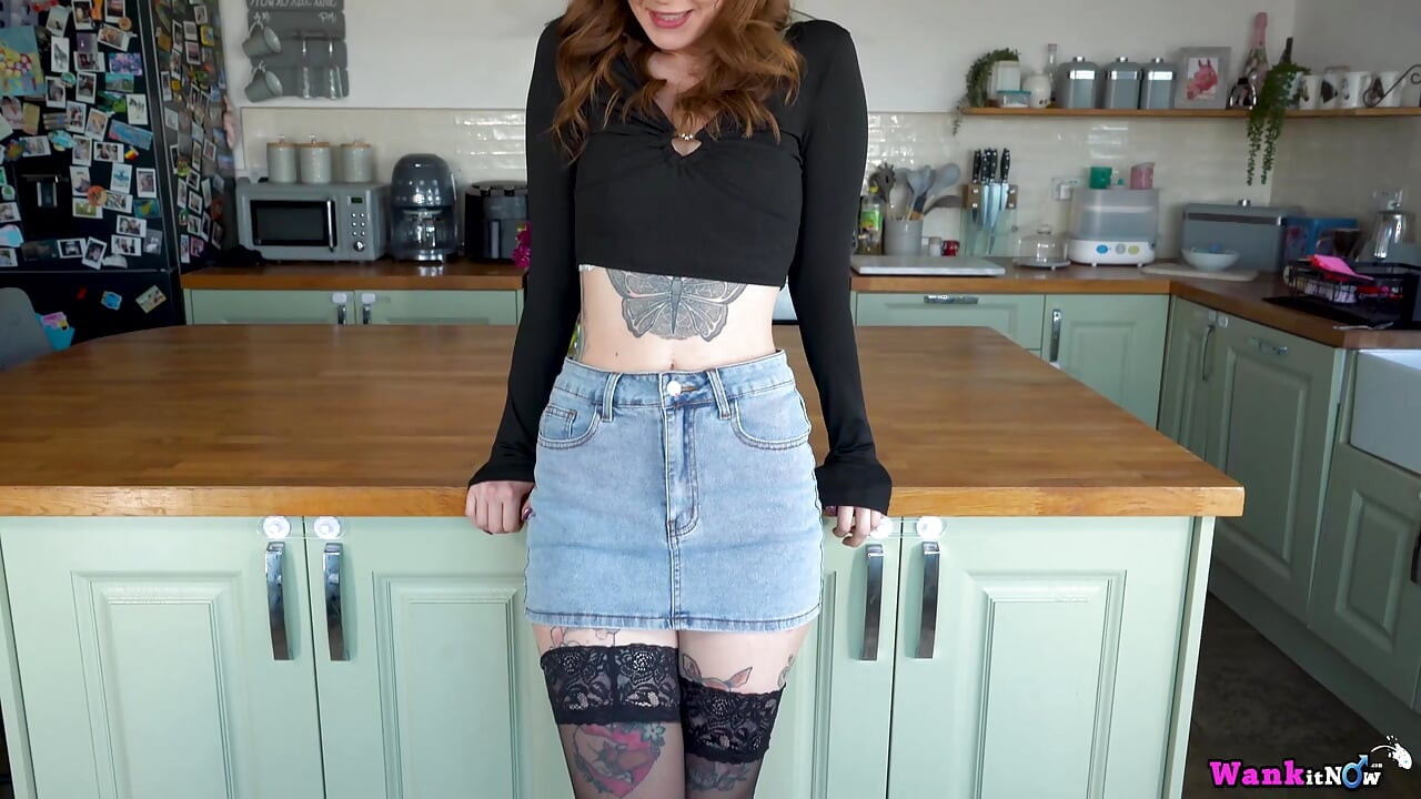 Katie Cooper Demands You Stroke Hard During Her Messy Blowjob