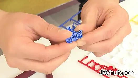 Die geile Nene azami reitet ihren chef für eine gehaltserhöhung