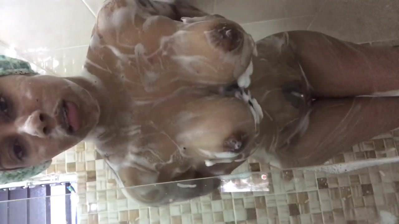 KKathy - phat ass spread and shower play