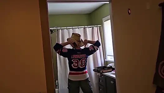 ONLY FAN leak Face Exposed Mistress Thursday Getting ready for the Game with her Big Tits bouncing
