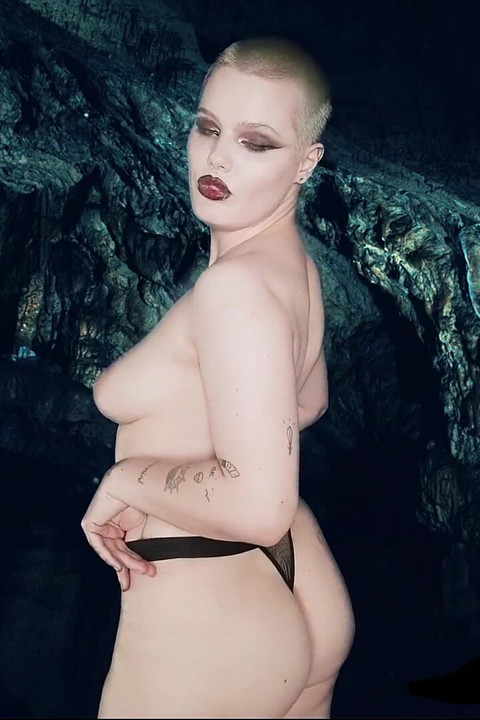 El goon eterno: instrucciones de paja de dominatrix vampiro - Ezra Faith