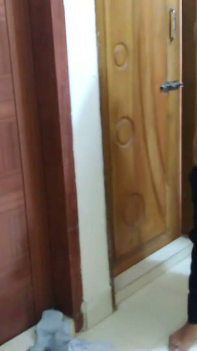 Sasu Ma Ko Tapa Tap Chudai Apni Damad! (Teściowa zerżnięta przez zięć, gdy żony nie ma w domu) | Klip 1