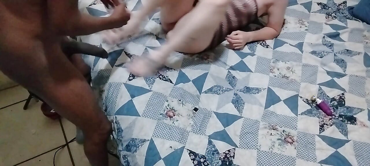 Nisam mogao da podnesem moj veliki crni kurac