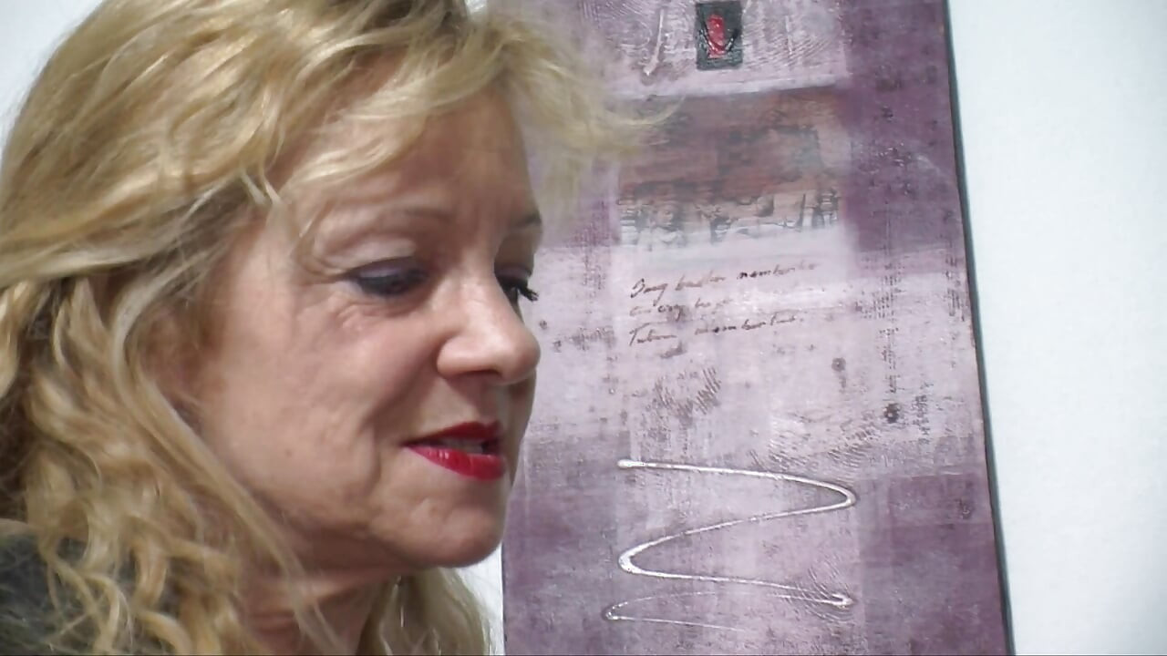 핫한 섹스하는 할망구 빨기