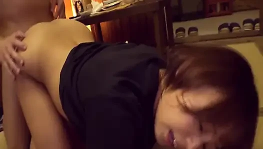 Rahasia kecil yang tenang. Tergoda sama gadis toko ini setelah tutup waktu.