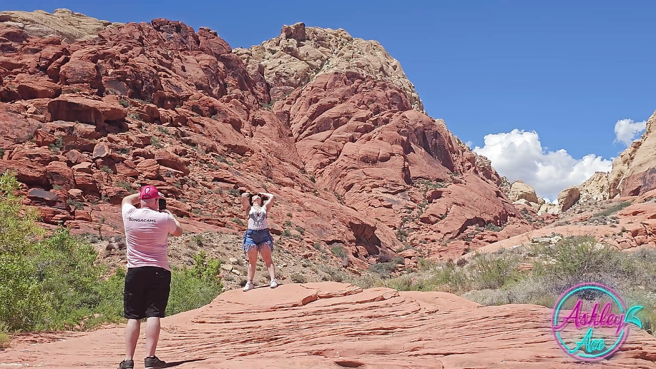 Ședința foto din culise - Ashley la Red Rock Canyon