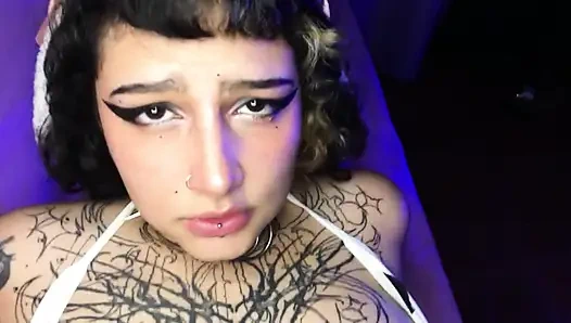 Latino-stiefbrudchen fickt mich mit seinem leckeren schwanz