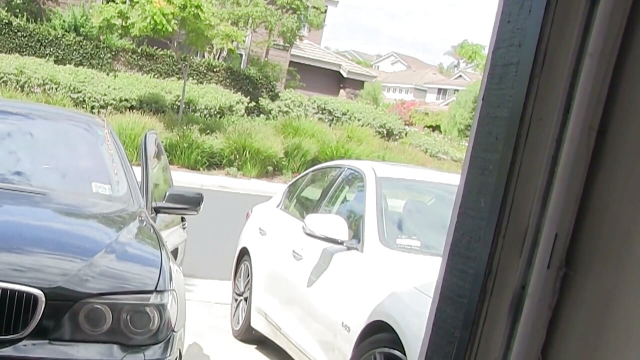 Bratty seductive stepdaughter gives stepdad pussy for new car