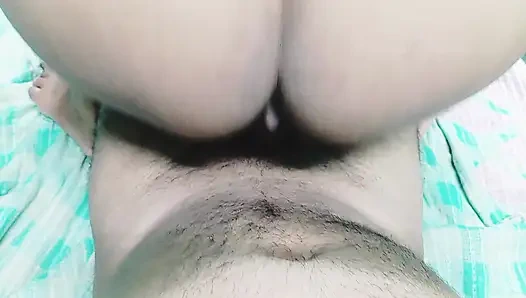 Indian Desi Village Sex Video with Hot Bhabhi