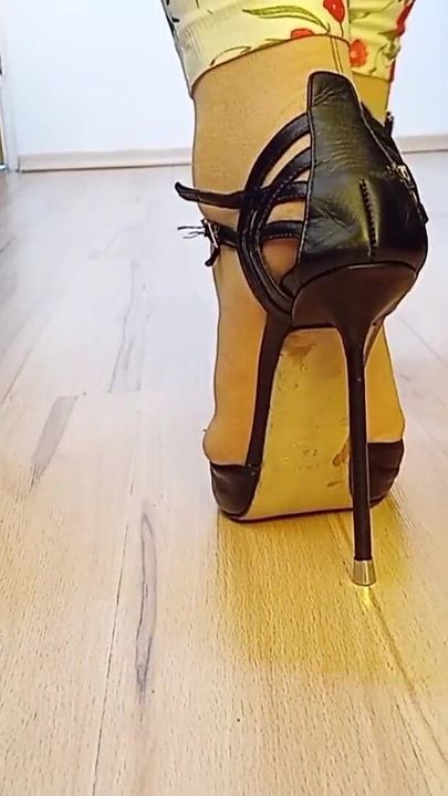 Crossdresser Walks in Sexy Black Leather Pointed Toe Charlotte Luxury High Heels Pumps