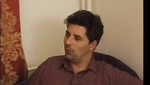 Wanita dewasa yang berpengalaman