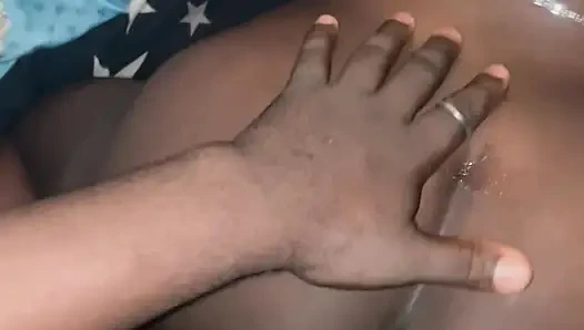 Menyetubuhi petugas keselamatan jalan di kerudungku