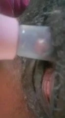 regarde comme je pompe mon clito !!!!!