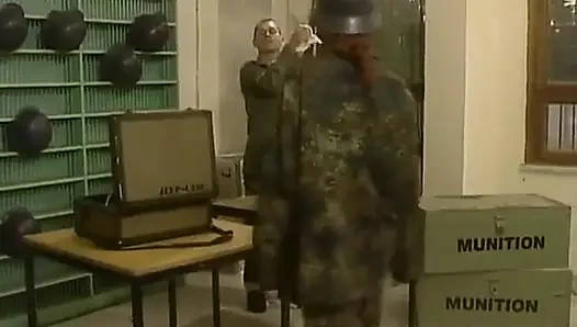 Federal hükümette heteroseksüel seks yapamayacağınızı kim söylüyor