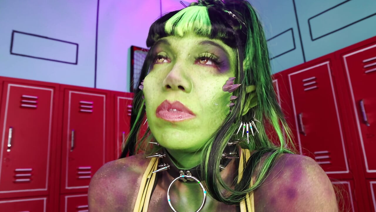 Breed the Lovesick Monstar Stepmommy! Space Jam Cosplay