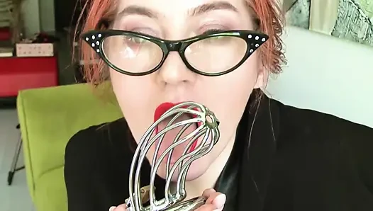 Öğretmen viagra bekaret kemeri içinde sikişiyor