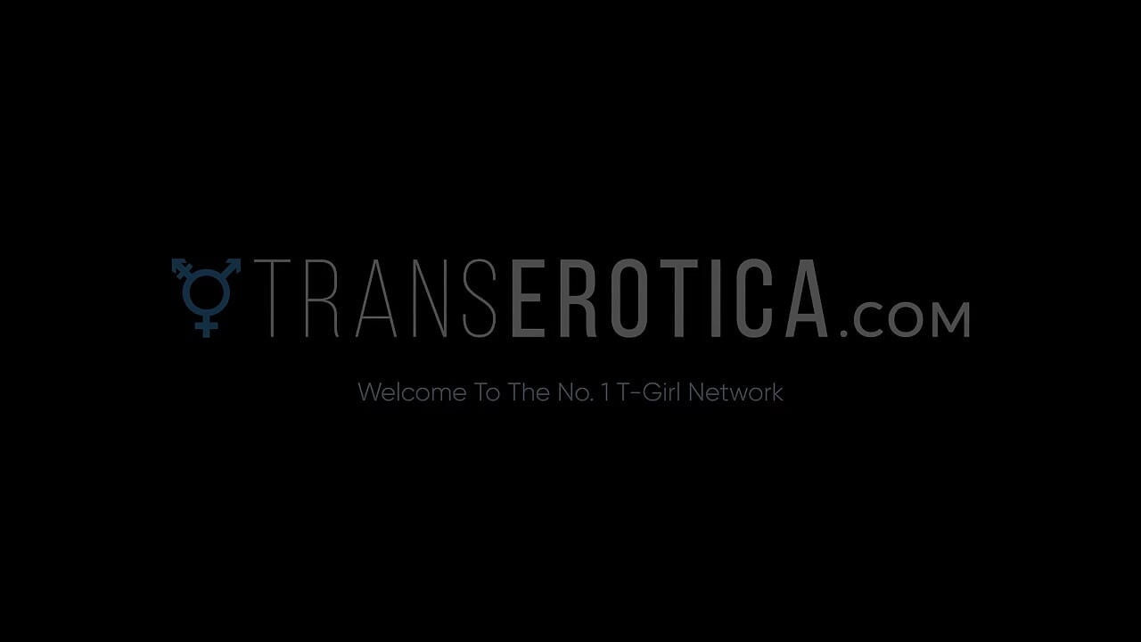 TRANSEROTICA - Η Lianna Lawson χτυπά με πρωκτικό την κοκκινομάλλα Shiri Allwood