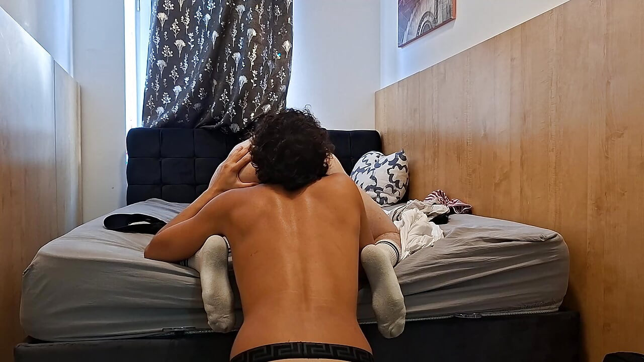 Εξαπάτηση για τη φίλη μου με την ιταλική Twink! - Βαλεντίνο Ετόρε