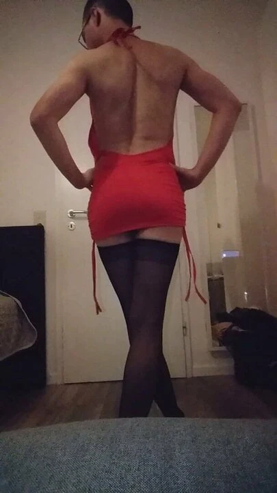 Showing off my Toys and Clothes while dancing for you