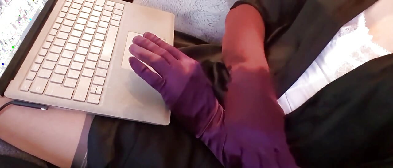 Lencería, castidad e-stim