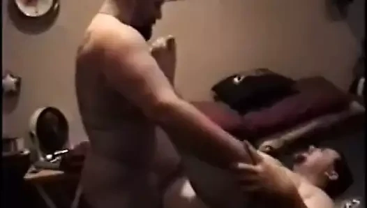 Daddybear and Fred share a Chub
