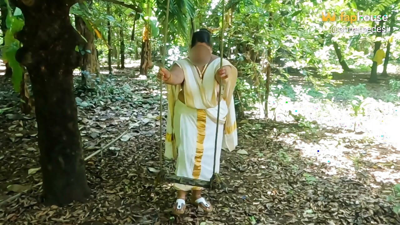 Kerala Style Traditional Set Mundu, Girl Getting Naked Outdoor Exposing Her Sexy Nude Body.