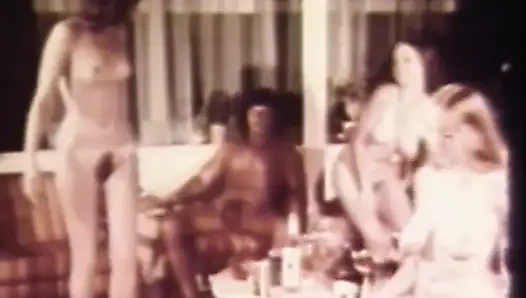 Сумасшедший винтажный лесбийский секс