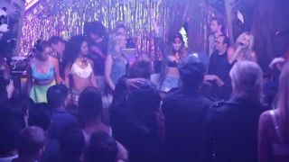 Vanessa Hudgens - concert de Bootsy Bellows