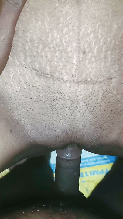 Esposo y esposa desi follando y mostrando las tetas con voz bengalí 4K PARTE 2