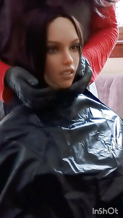 Lauren's shampoo cape fetish adventure, she wears them all