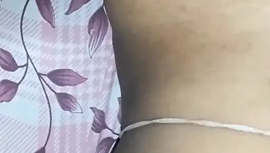 Meine heiße ehefrau liebt es, blowjobs zu geben