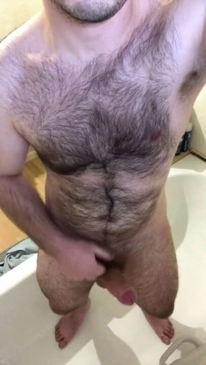 HJ: Superhot Bearded Furry Cub Shoots on Face, Tongue, Chest