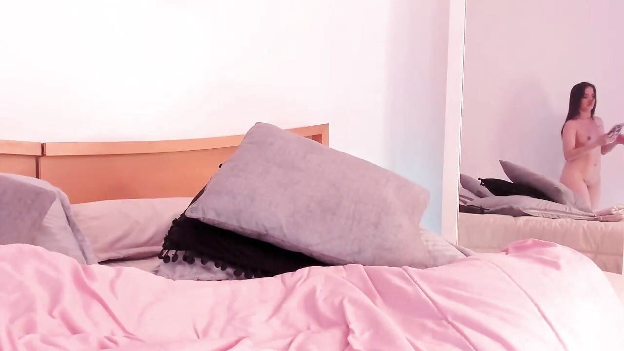 Shirley Morelli nigdy ich nie zapomnę, tutaj znowu jestem dla twoich najciemniejszych gustów, spełniam je