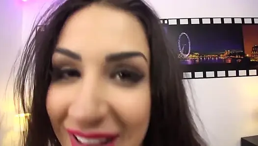 Частное видео с Susy Gala, удивительная задница и удивительные минеты