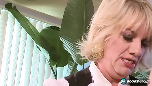 Sindy Swank iş demek