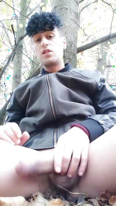 Intense Autumn Jerk off Outdoors Ends with a Big Cumshot