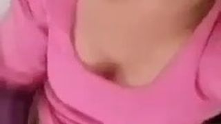 Indisch meisje masturbeert