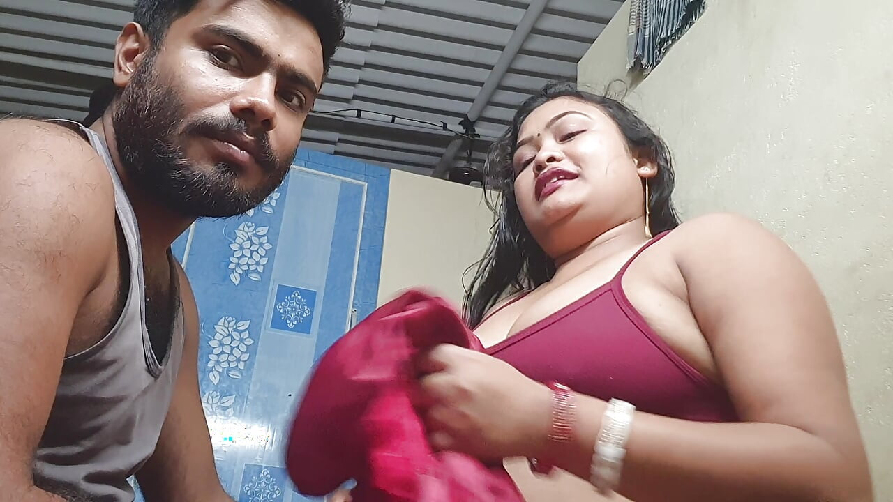 Tante seksi india menggoda ayah mertuanya untuk ngentot habis-habisan