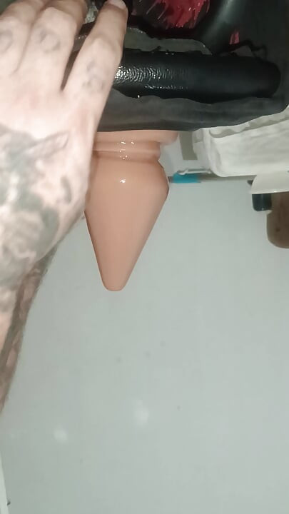 Monster plug close up