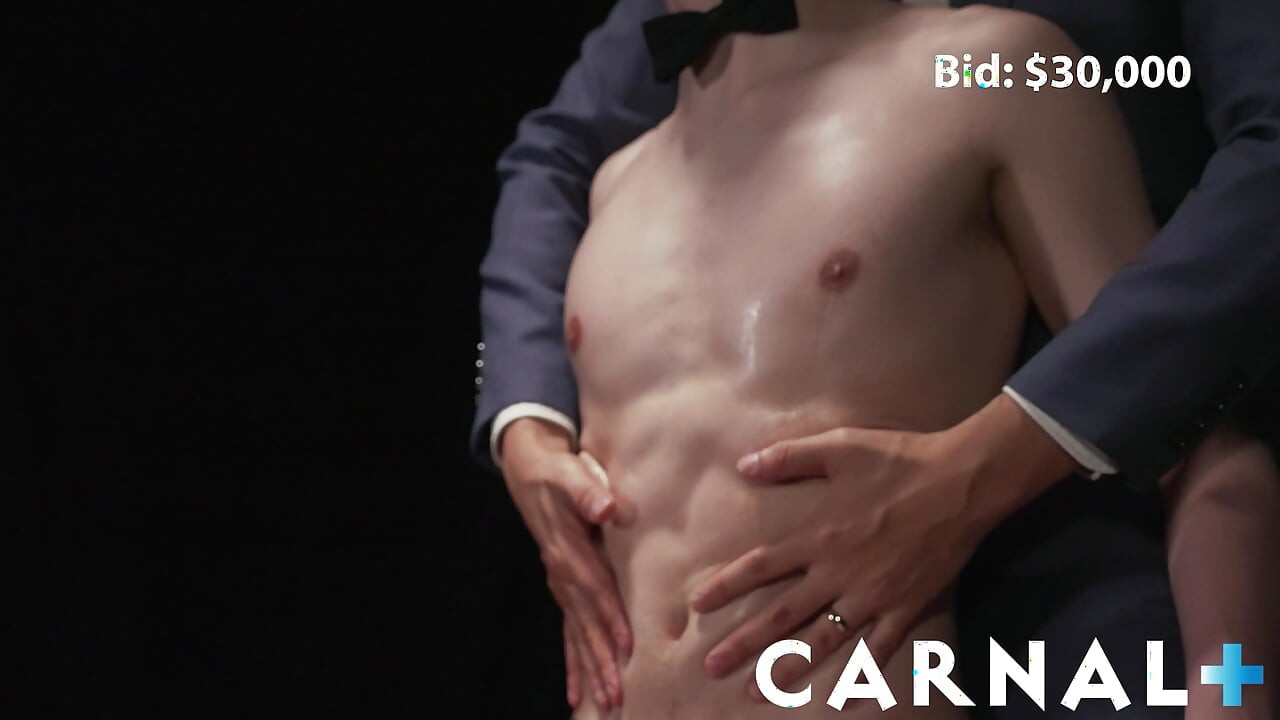 BoyForSale - ג'ונה וילר מקבל מחיר גבוה במכירה פומבית עבור טווינק כנוע