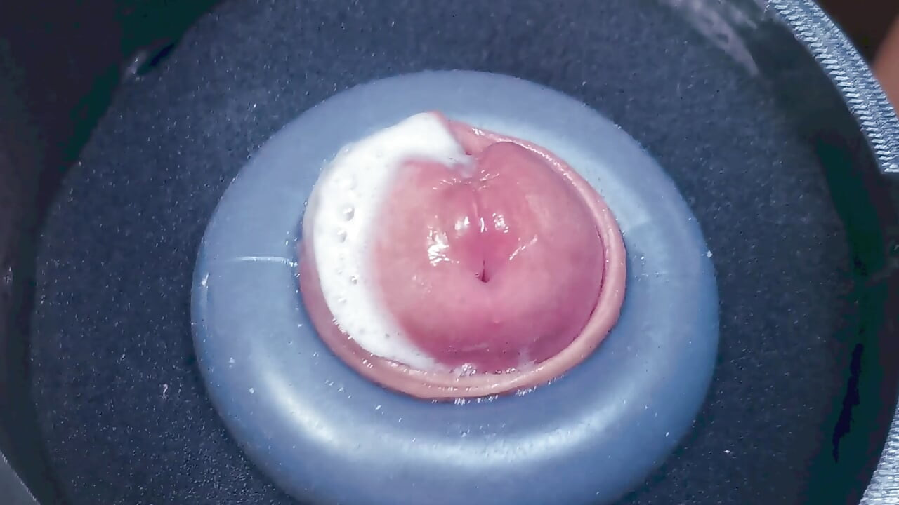 Penis machine with a new attachment