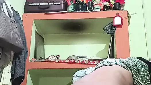 Desi Pooja Bhabhi Cowgirl