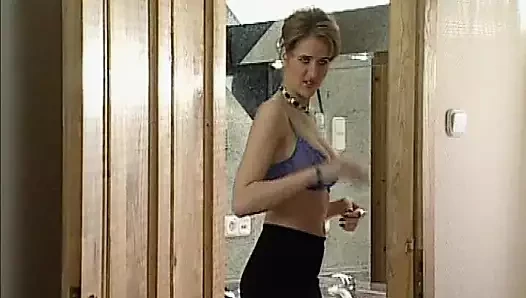 Sos voglie immorali Sc 4 full threesome scene