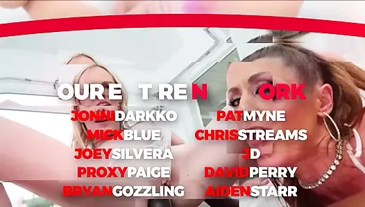 Evil angel - scarlet chase lagi asik nyepong kontol dan di-anal habis-habisan sampai matanya merem melek