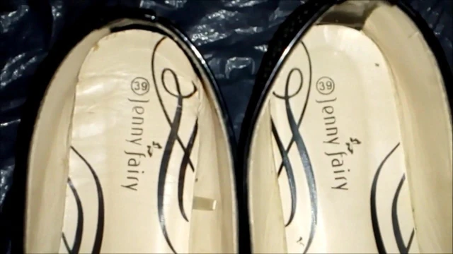 Cum on ballerina shoe